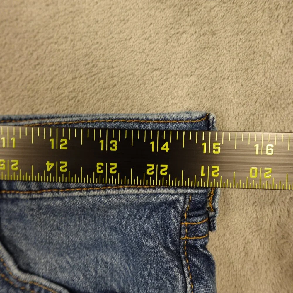 Levi’s Premium 505 Jeans Men’s 30x32 Straight Leg Light Indigo Classic‎ Denim